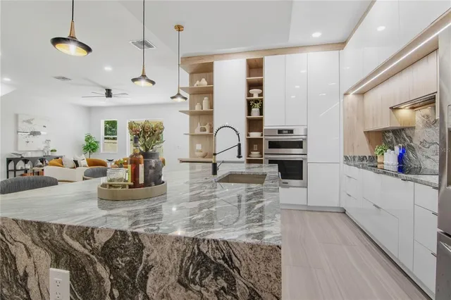 $1,078,000 | 1518 Cloverlawn Avenue, Orlando, FL 32806