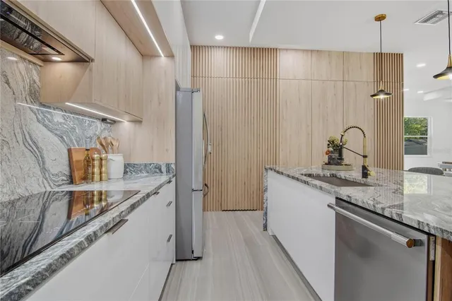 $1,078,000 | 1518 Cloverlawn Avenue, Orlando, FL 32806