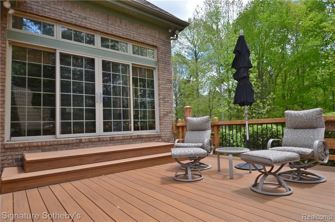 8400 Ridge Road Canton, MI 48187 - Photo 50 of 69 side deck.JPG