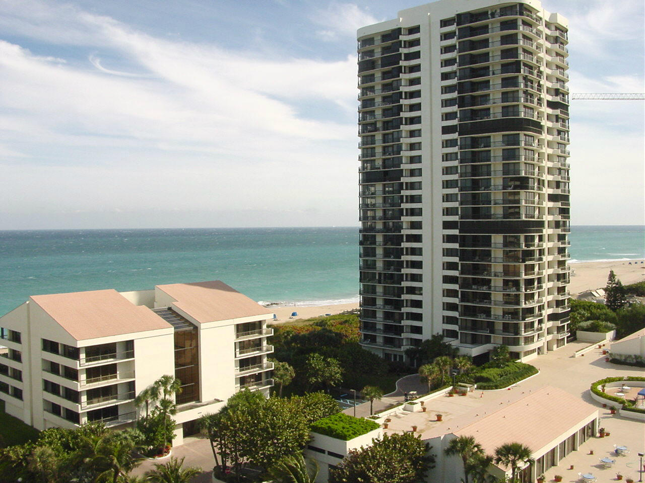 4000 North Ocean Drive, Unit 902 Singer Island, FL 33404 - Photo 48 of 53 an aerial view of a building