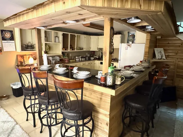 $350,000 | 32632 380th Avenue, Roseau, MN 56751