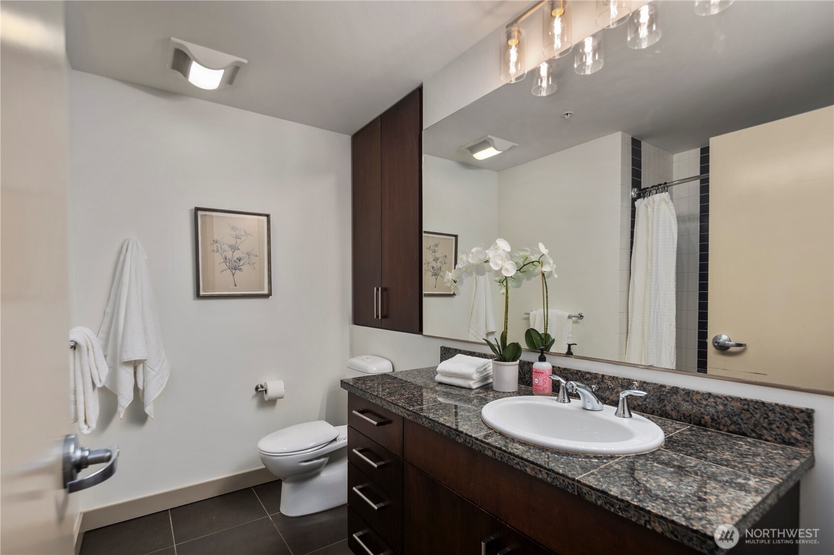 900 Lenora Street, Unit 702 Seattle, WA 98121 - Photo 16 of 40