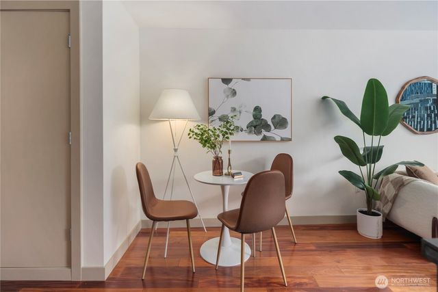 $399,999 | 900 Lenora Street, Unit 702, Seattle, WA 98121