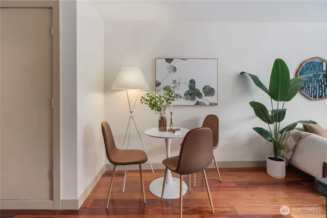 $399,999 | 900 Lenora Street, Unit 702, Seattle, WA 98121