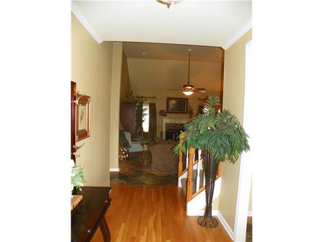 730 Coleherne Road Collierville, TN 38017 - Photo 9 of 12 Your guests will feel welcomed as they enter your new home filled with lots of updates...