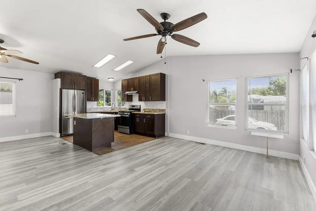 1638 Calavo Road, Unit SPC 39 Fallbrook, CA 92028 - Photo 12 of 40