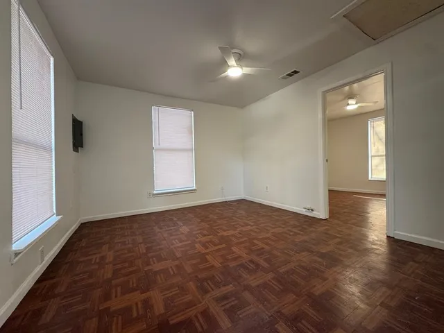 $1,200 | 3110 Roby Street, Dallas, TX 75215