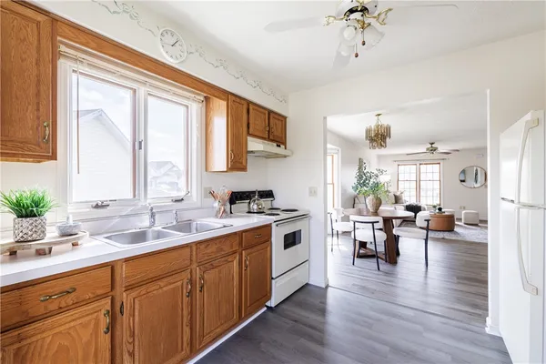 $189,900 | 120 Delaina Rose Circle, Clarkson, NY 14420