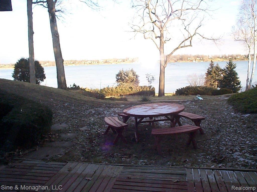 1413 River Road St. Clair, MI 48079 - Photo 11 of 25 11 LOWER LEVEL PATIO 1413 River