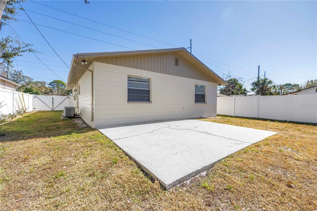 1630 Trotter Road Largo, FL 33774 - Photo 17 of 17