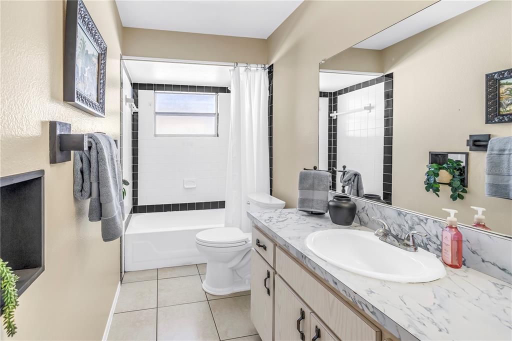 1630 Trotter Road Largo, FL 33774 - Photo 9 of 17