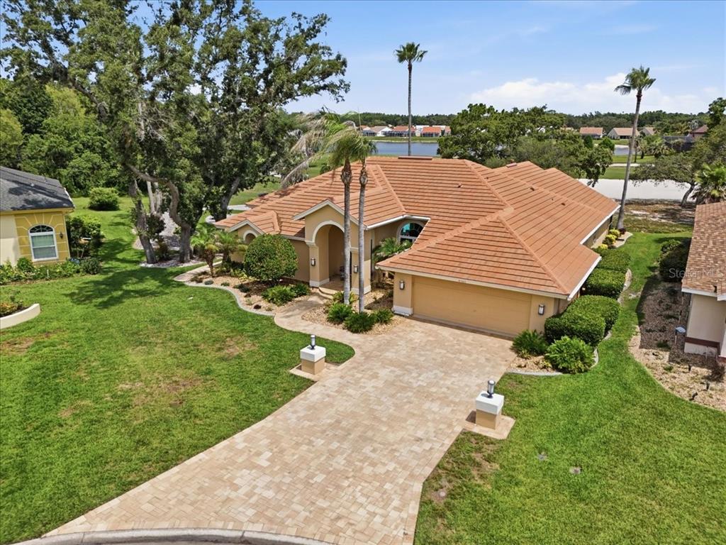 9161 Southern Comfort Court Weeki Wachee, FL 34613 - Photo 2 of 50