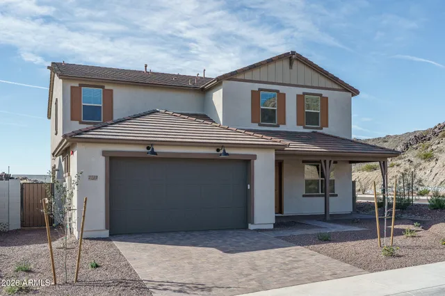$787,717 | 2712 North 216th Drive, Buckeye, AZ 85396