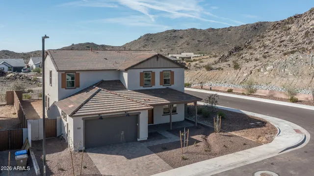 $787,717 | 2712 North 216th Drive, Buckeye, AZ 85396