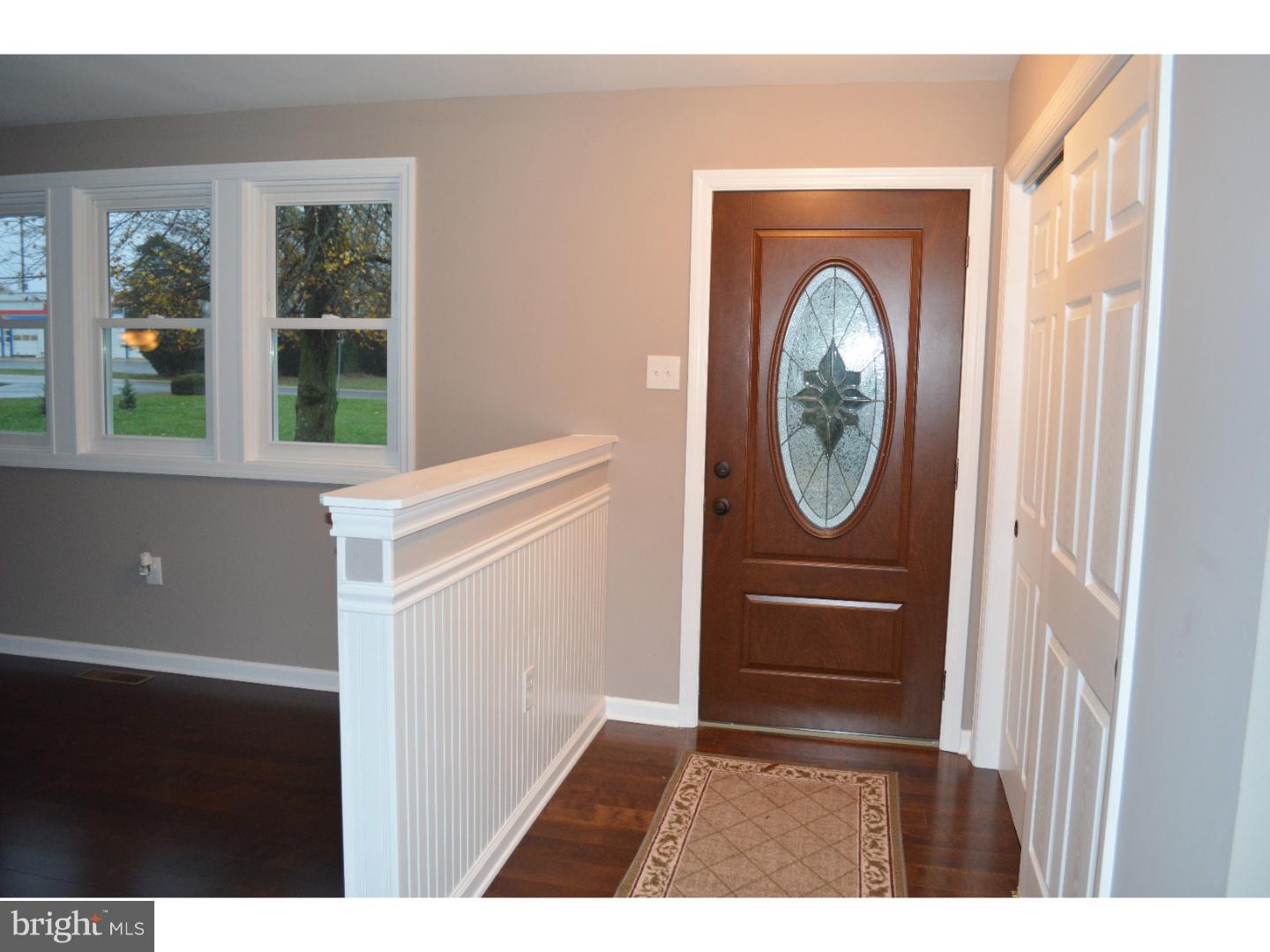 495 Elk Road Monroeville, NJ 08343 - Photo 8 of 19 Foyer
