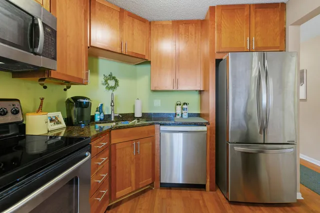 $1,895 | 401 South 1st Street, Unit 213, Minneapolis, MN 55401