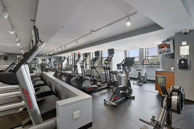 $1,895 | 401 South 1st Street, Unit 213, Minneapolis, MN 55401