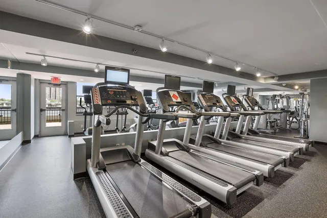 $1,895 | 401 South 1st Street, Unit 213, Minneapolis, MN 55401