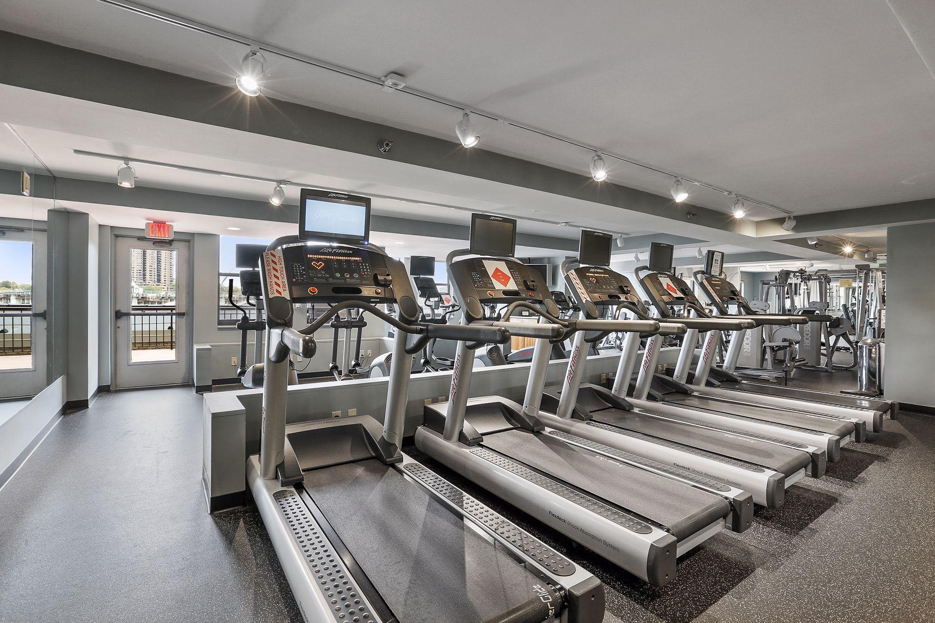 401 South 1st Street, Unit 213 Minneapolis, MN 55401 - Photo 31 of 56