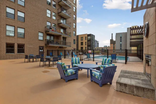 $1,895 | 401 South 1st Street, Unit 213, Minneapolis, MN 55401