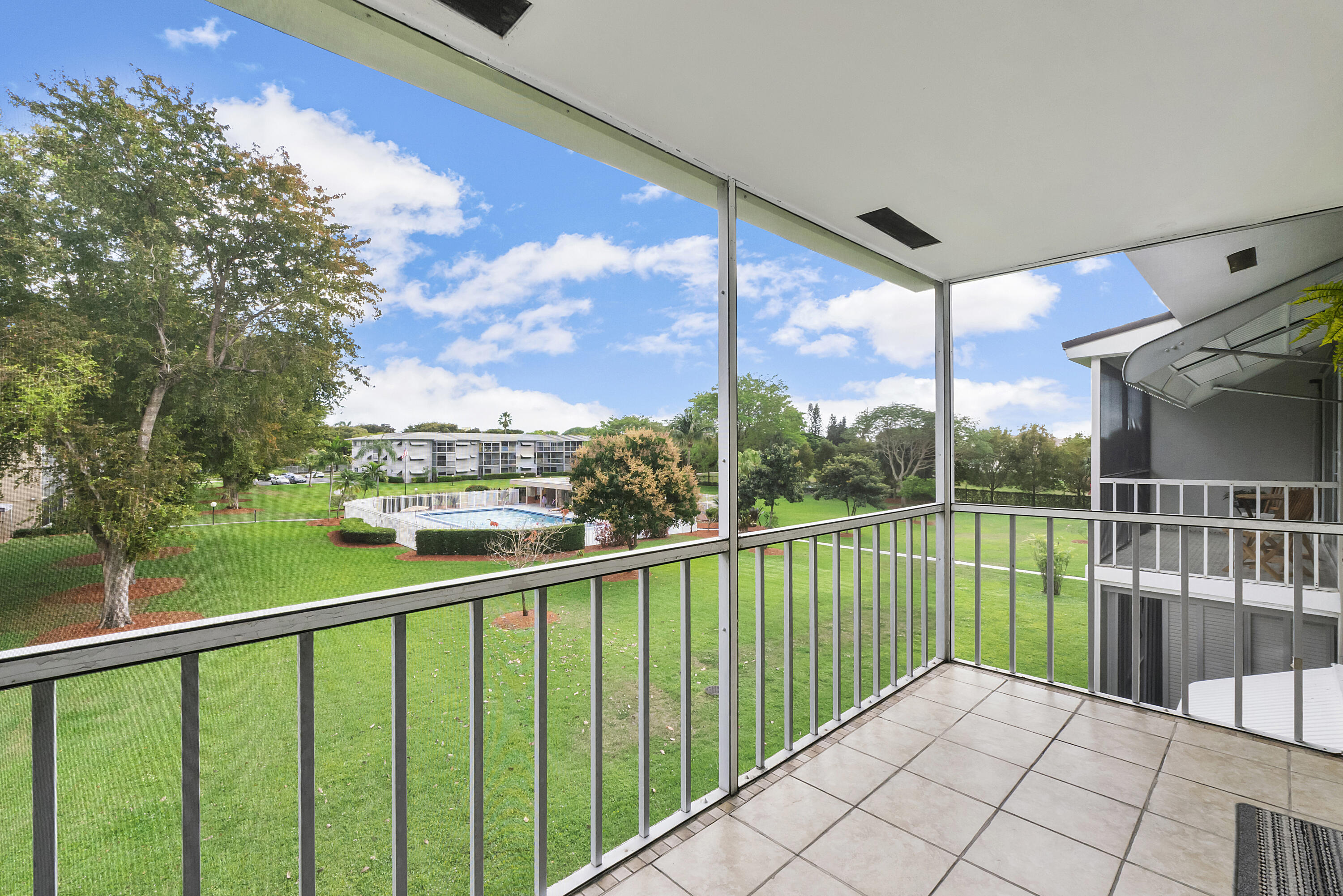 5200 Washington Street, Unit 301 Hollywood, FL 33021 - Photo 2 of 13 5200 Washington St_010