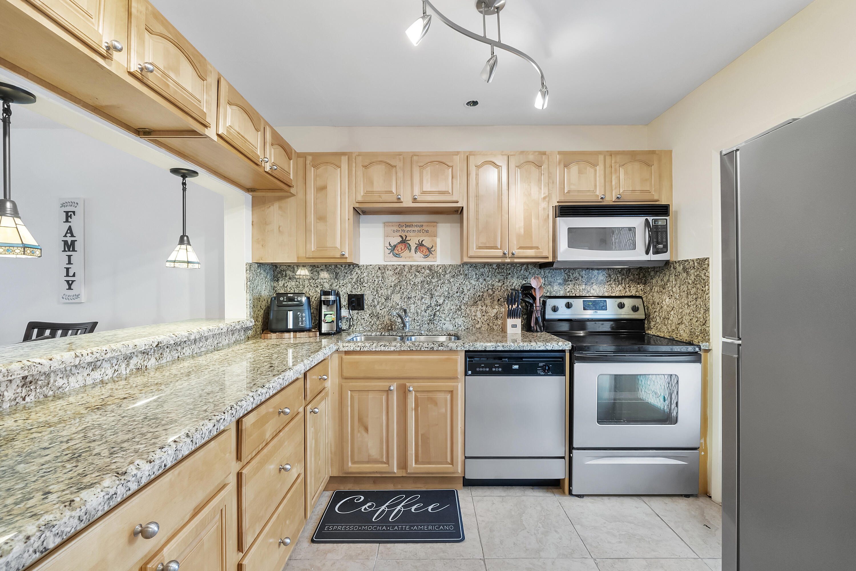 5200 Washington Street, Unit 301 Hollywood, FL 33021 - Photo 3 of 13 5200 Washington St_008