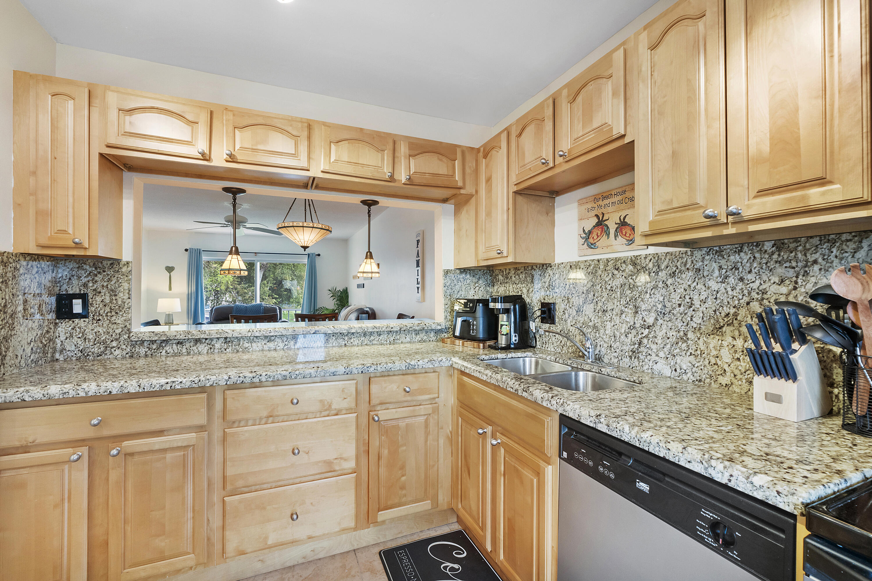 5200 Washington Street, Unit 301 Hollywood, FL 33021 - Photo 4 of 13 5200 Washington St_011