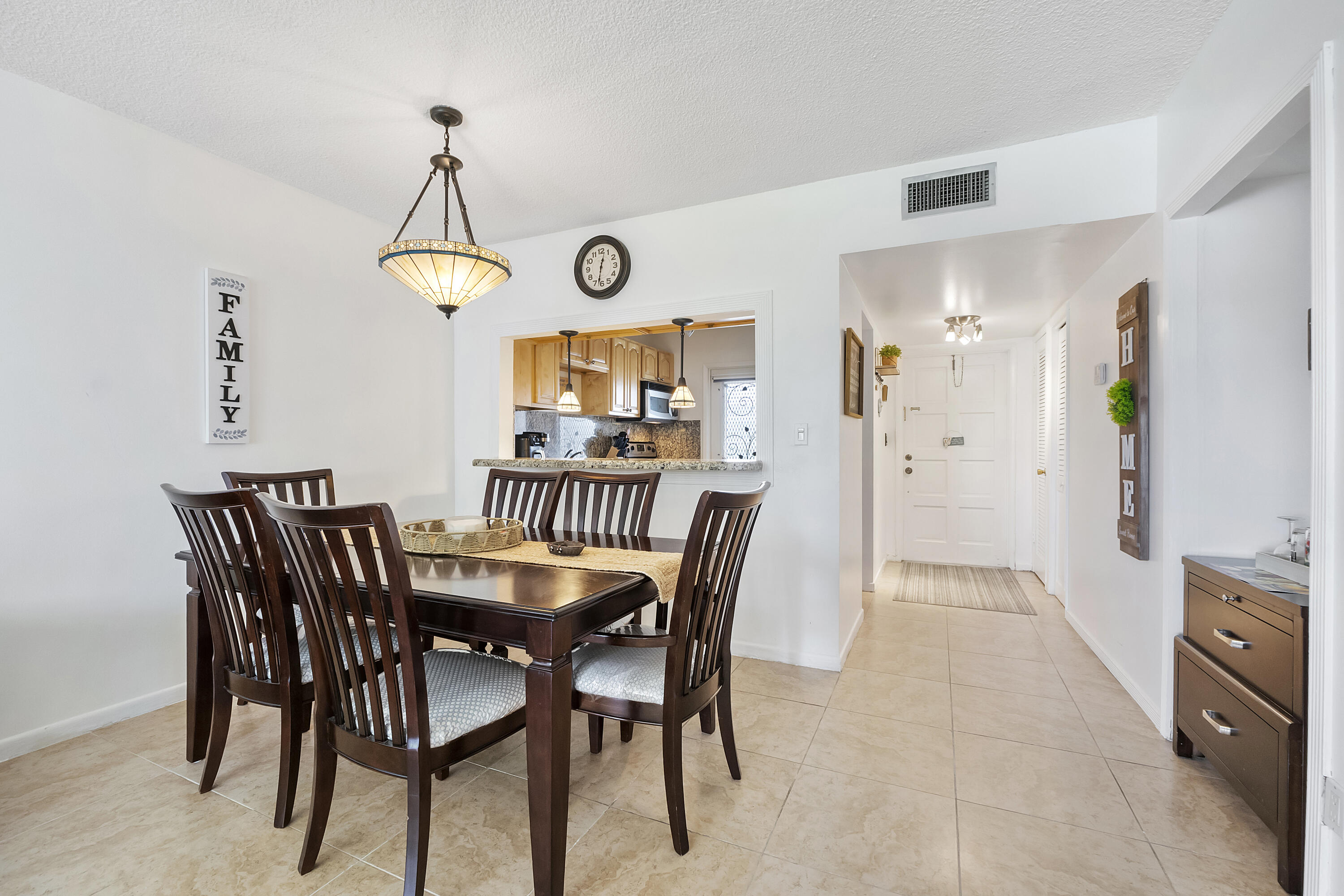 5200 Washington Street, Unit 301 Hollywood, FL 33021 - Photo 7 of 13 5200 Washington St_007