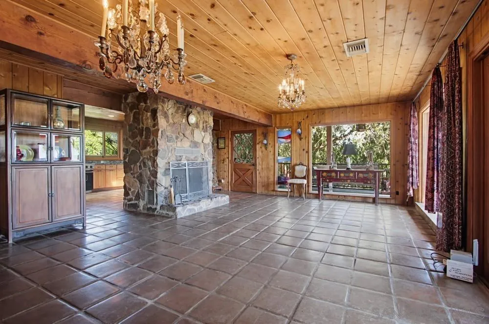 28605 Rolling Rock Road Escondido, CA 92026 - Photo 8 of 75