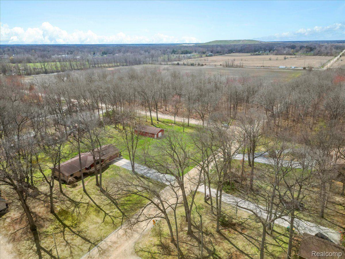 35771 Ash Road New Boston, MI 48164 - Photo 47 of 51 Gallery Image 47