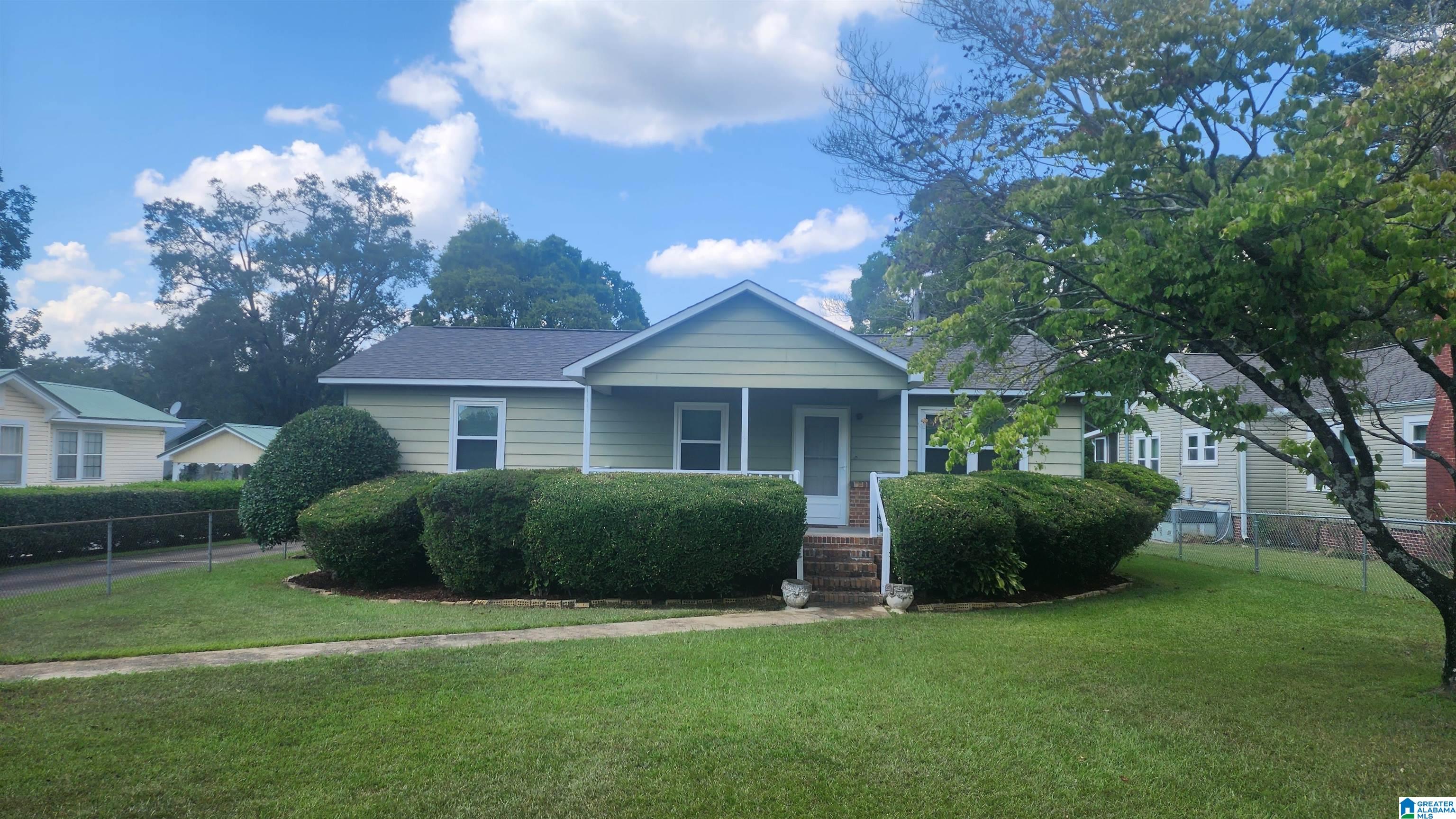1440 Hueytown Road Bessemer, AL 35023 - Photo 1 of 25