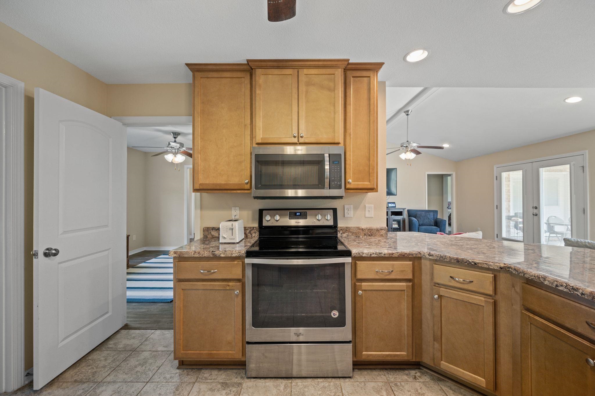 15066 Black Griffin Road Loxley, AL 36551 - Photo 14 of 38 Kitchen