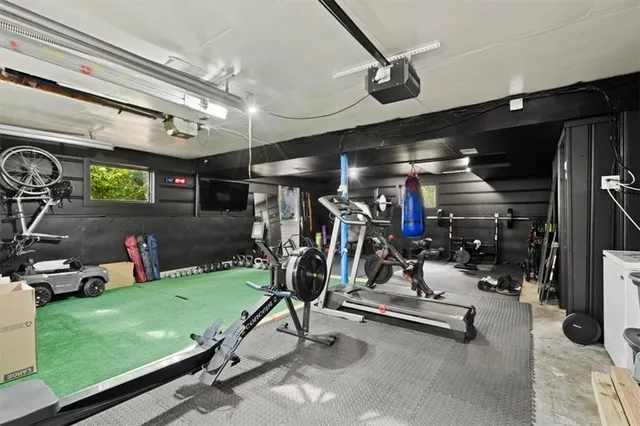 $289,000 | 7104 North Baltimore Avenue, Gladstone, MO 64118