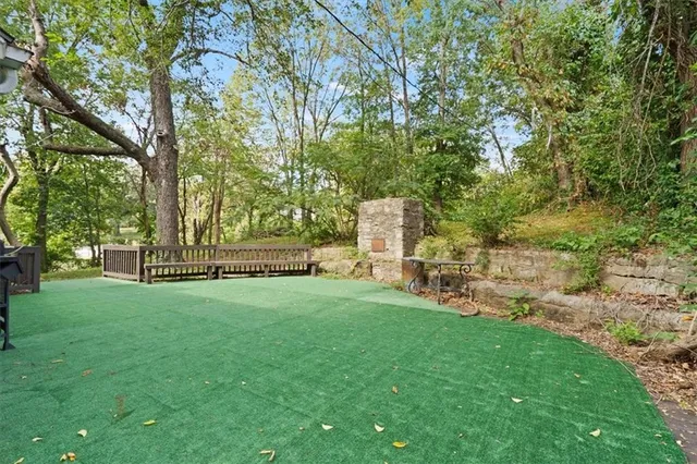 $289,000 | 7104 North Baltimore Avenue, Gladstone, MO 64118