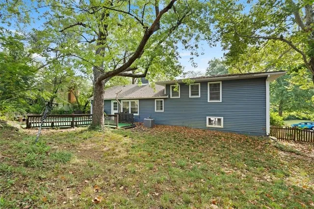 $289,000 | 7104 North Baltimore Avenue, Gladstone, MO 64118