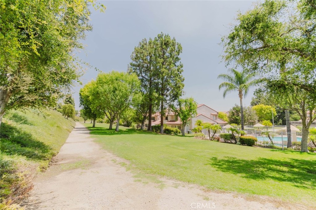 11266 Key W Avenue, Unit 5 Porter Ranch, CA 91326 - Photo 26 of 34