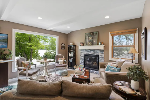 $675,000 | 24531 Cedar Point Road, New Prague, MN 56071