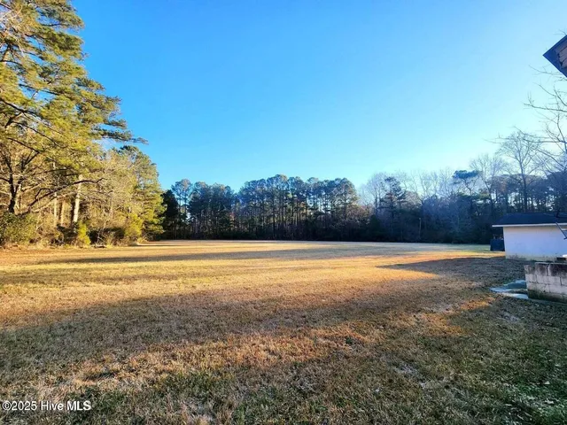 $262,999 | 2101 Highway 58 Trenton Nc 28585, Trenton, NC 28585