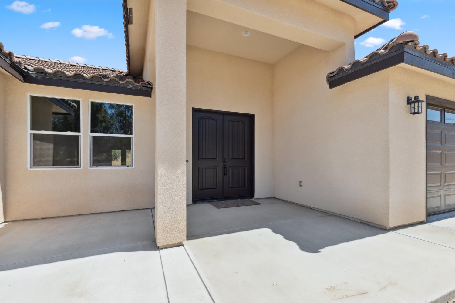 31007 Revis Road Coarsegold, CA 93614 - Photo 5 of 41 a view of an empty room