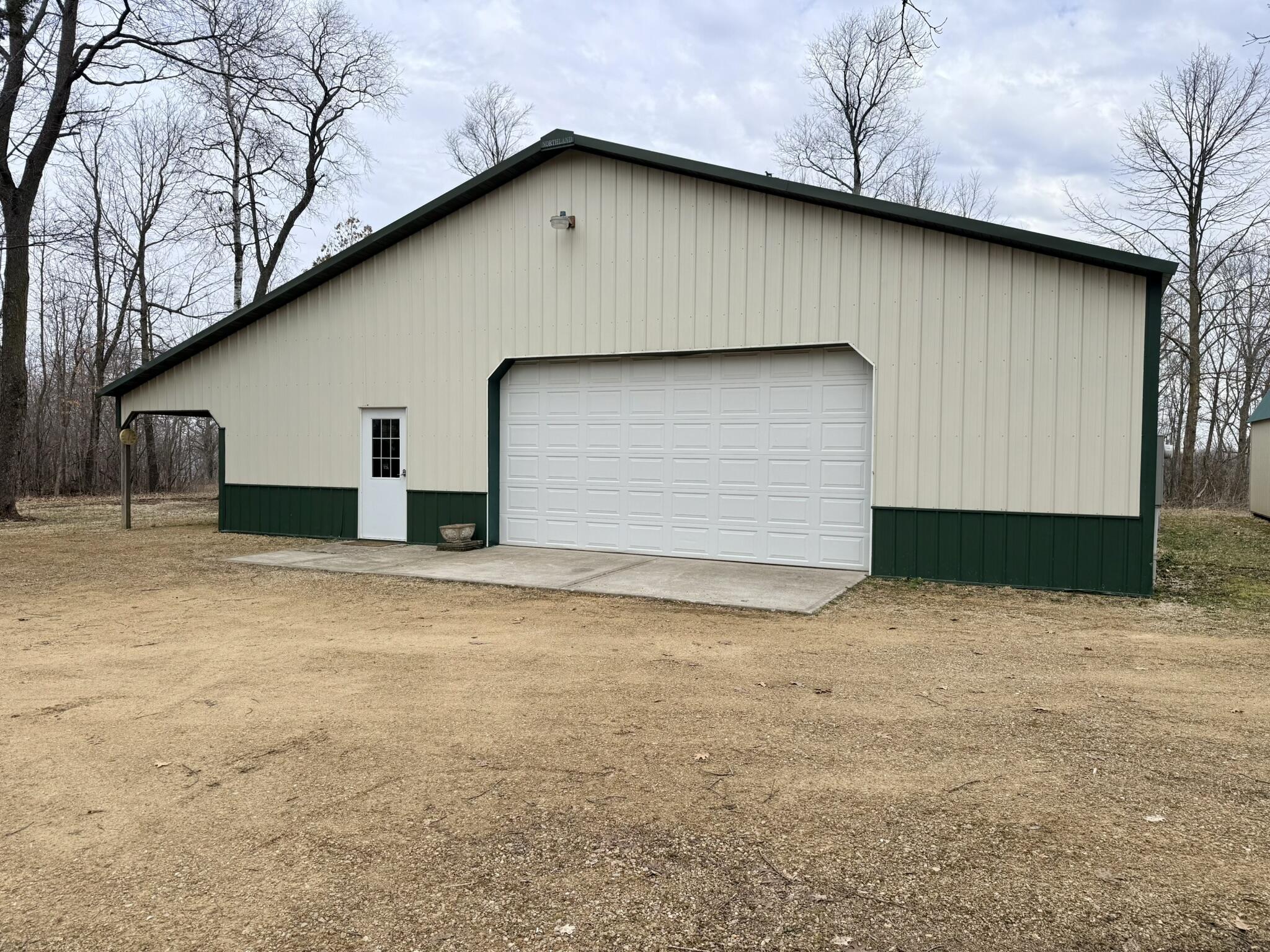 N2904 Smokey Hollow Road Poynette, WI 53955 - Photo 1 of 15 54'x45' Building and 9' covered porch