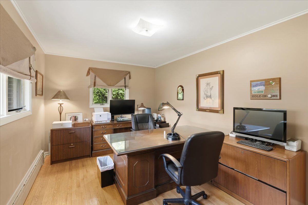 520 Merri Oaks Road Barrington Hills, IL 60010 - Photo 15 of 43 a view of a workspace with furniture and a window