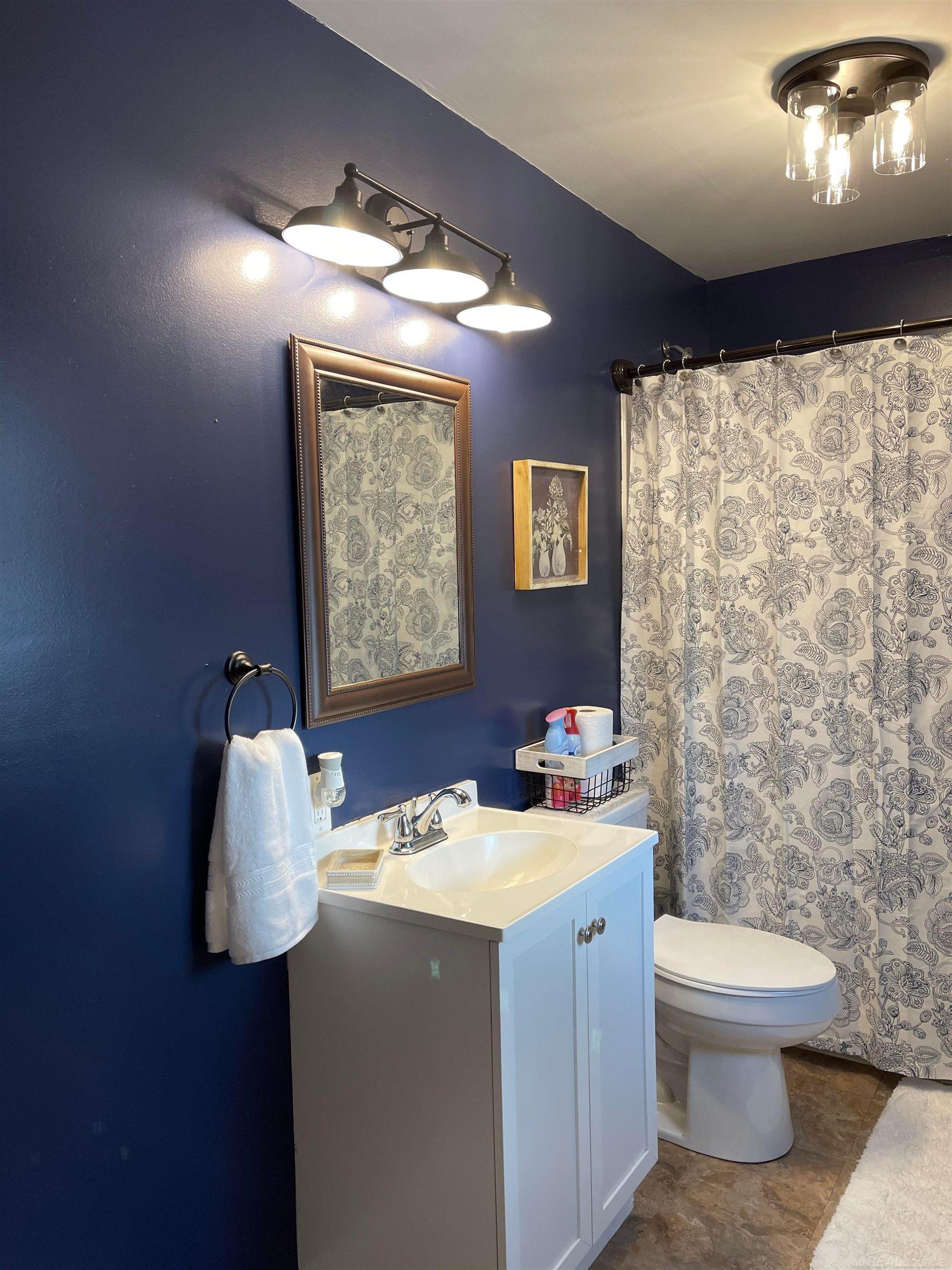 7044 Walker Road Carsonville, MI 48419 - Photo 9 of 23 50084987-8.JPG