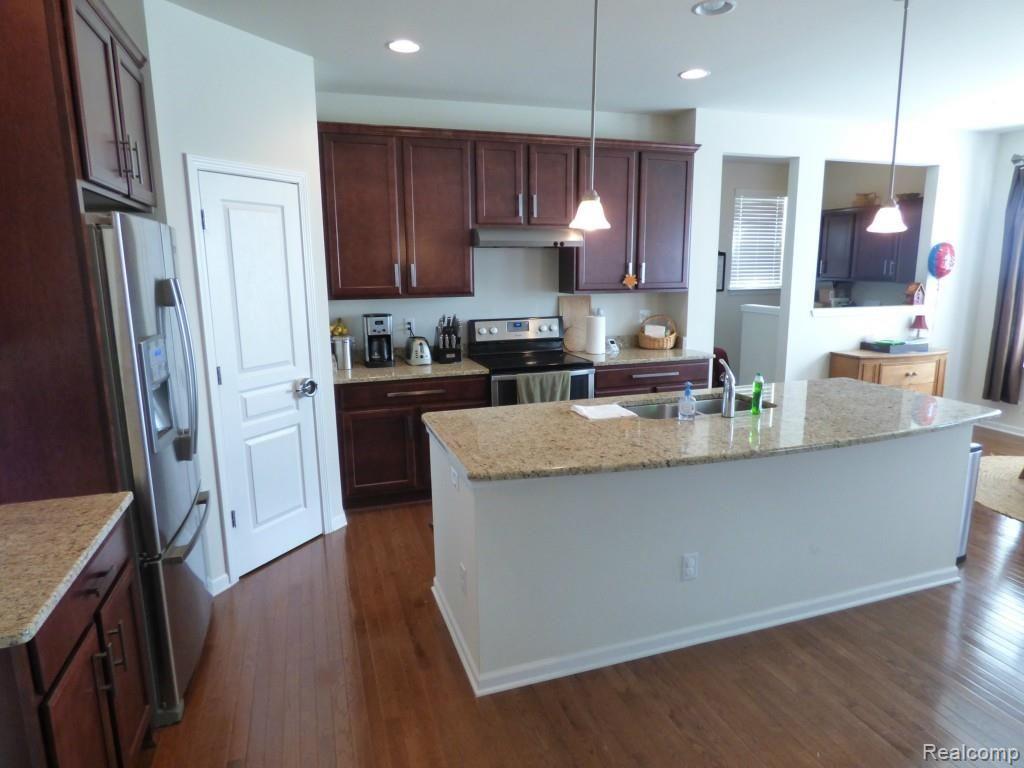 1842 Steeple Chase Road Canton, MI 48188 - Photo 13 of 47 P1230112.jpg
