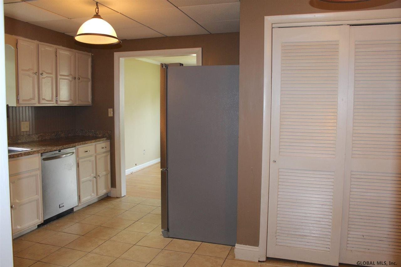 514 Chiswell Road Schenectady, NY 12304 - Photo 16 of 23 Photo 16