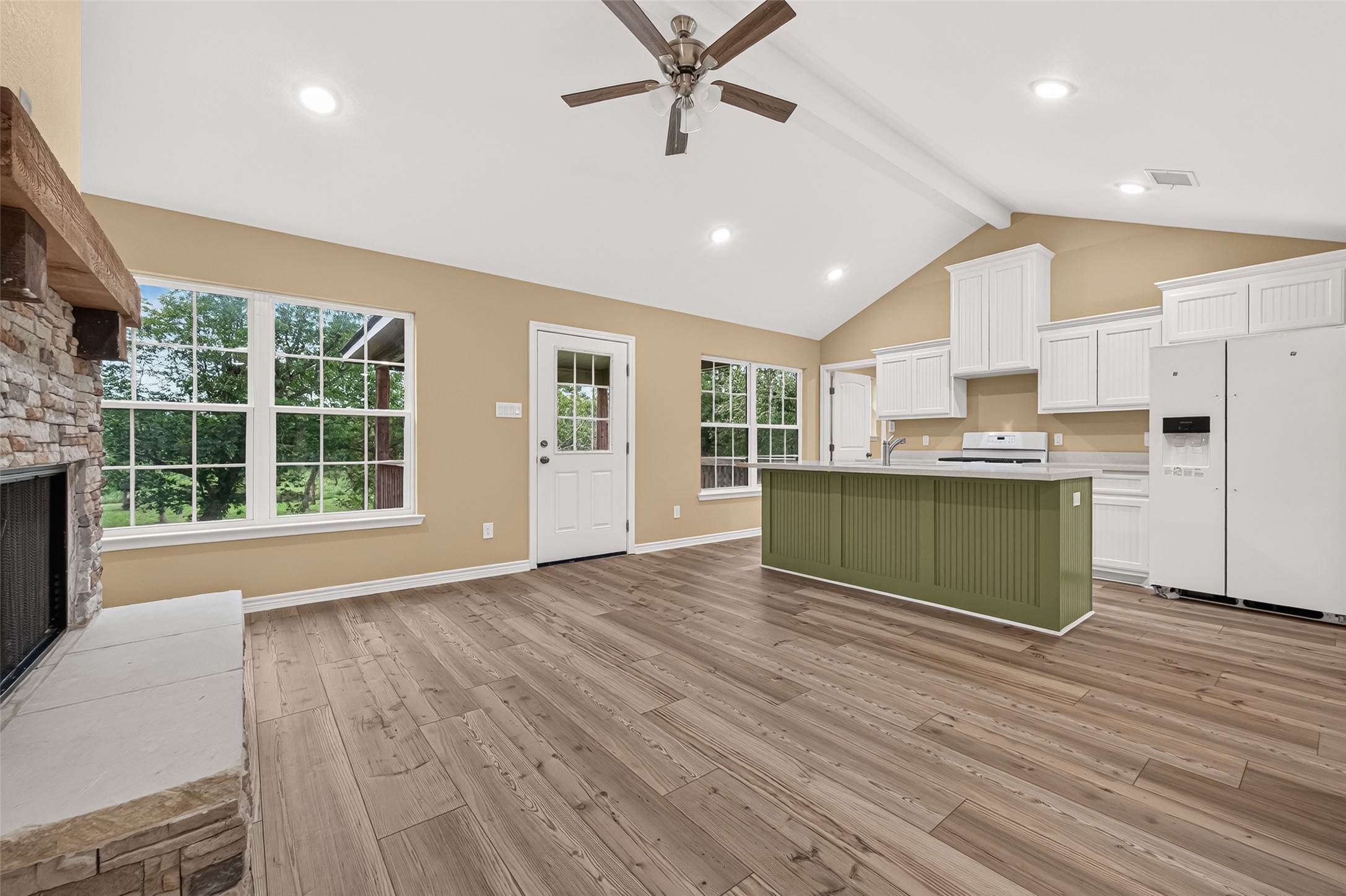 14720 Padre Court Road Needville, TX 77461 - Photo 9 of 50 Gallery Image 9