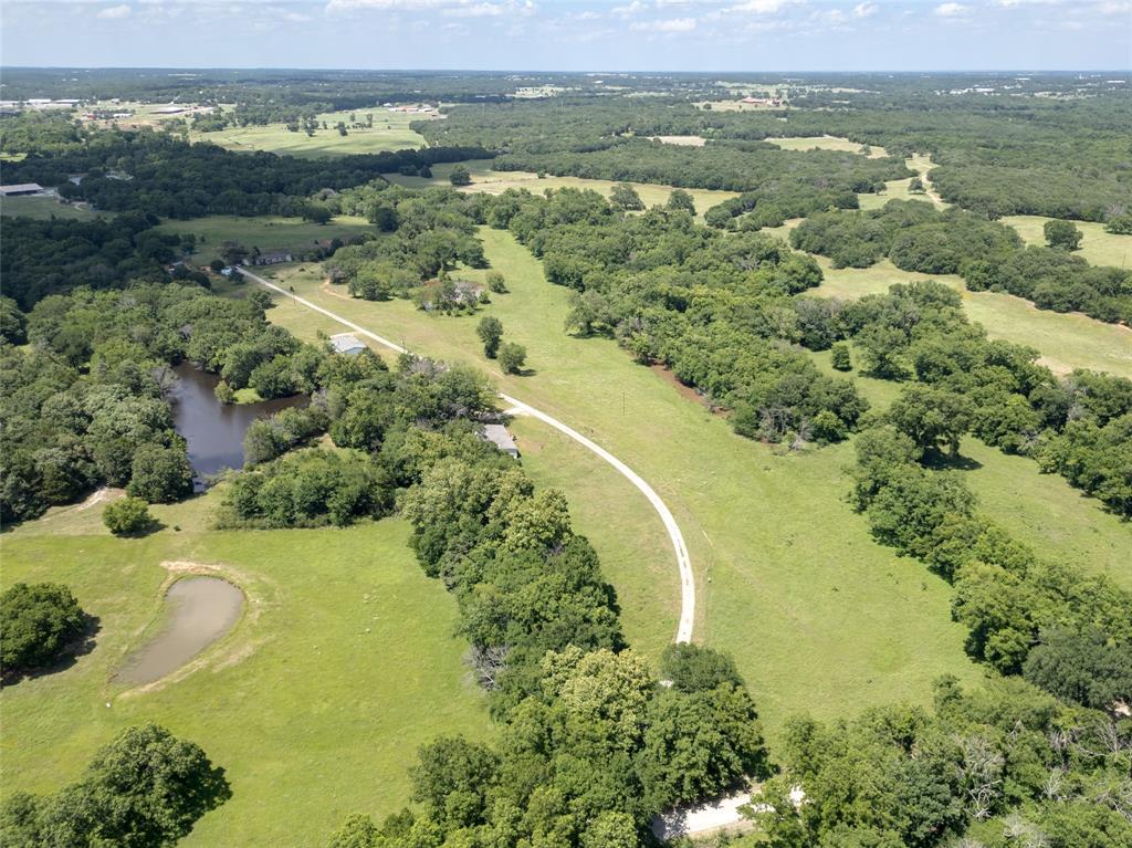 1510 Hawkins Road Whitesboro, TX 76273 - Photo 31 of 40
