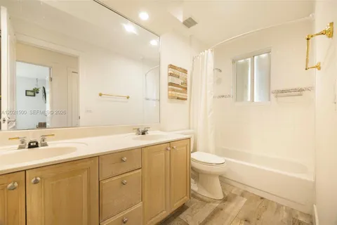$1,700,000 | 7400 Southwest 170th Terrace, Palmetto Bay, FL 33157