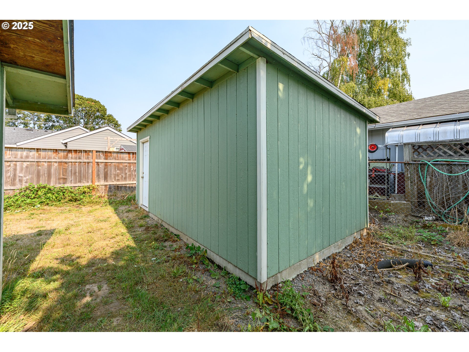 210 South Church Street Newberg, OR 97132 - Photo 21 of 34 a house view with a backyard space