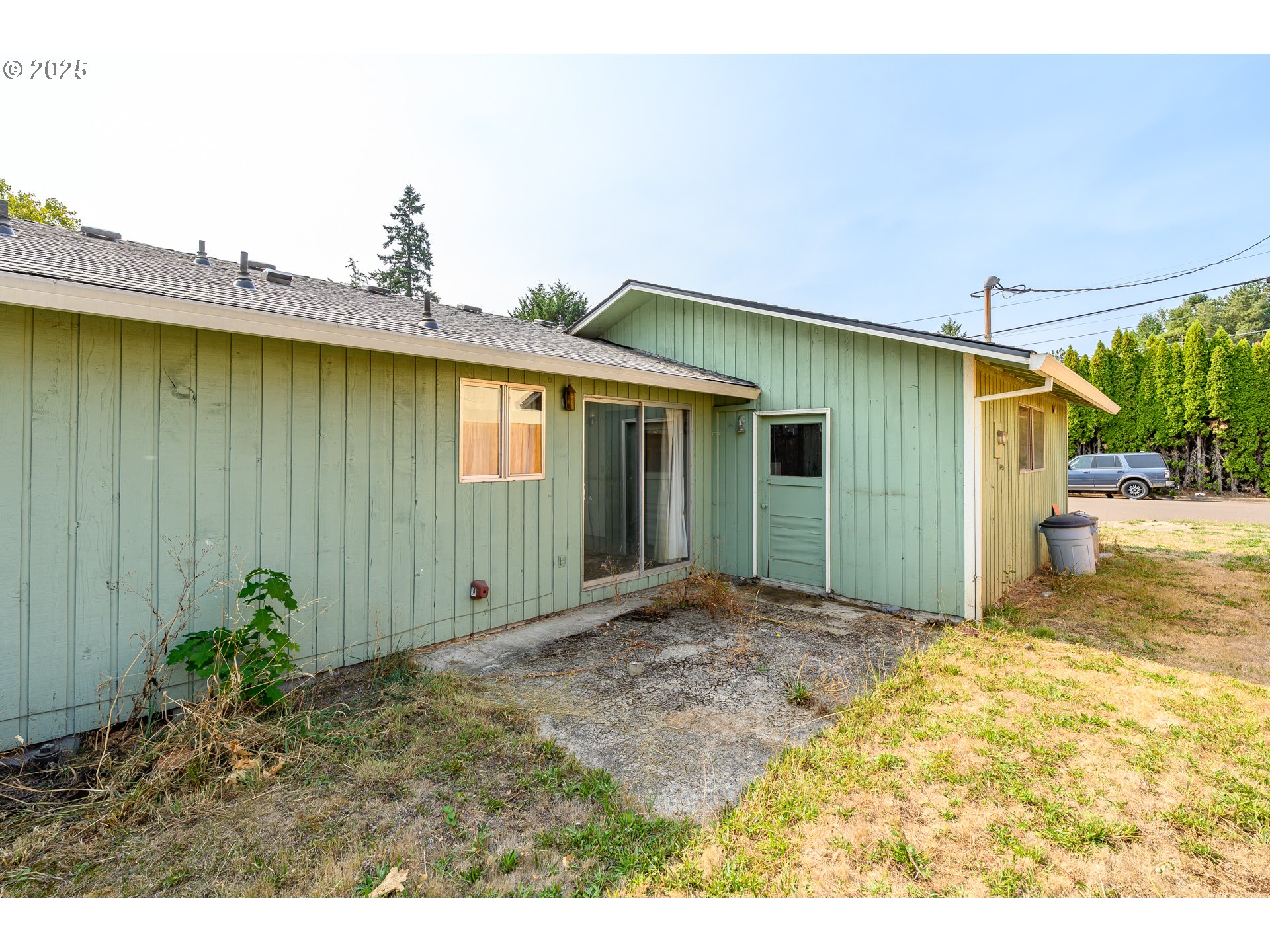 210 South Church Street Newberg, OR 97132 - Photo 28 of 34 a view of a house with a backyard