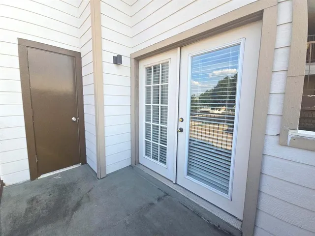 $169,400 | 3117 Sondra Drive, Unit 208, Fort Worth, TX 76107